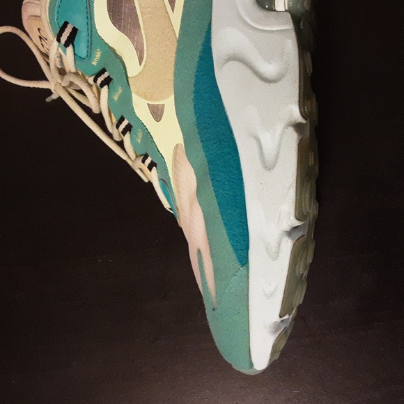 Nike Air Max 270 React in Teal and Beige Size 11. - Picture 7 of 14
